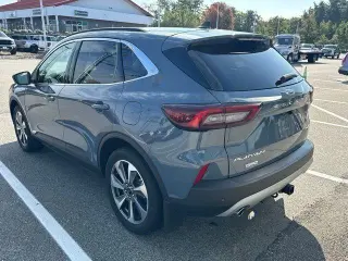 Ford Escape 2023 AWD Platinum 4dr SUV
