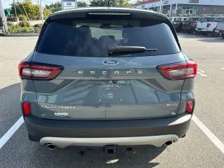 Ford Escape 2023 AWD Platinum 4dr SUV