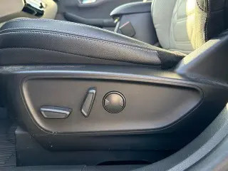 Ford Escape 2023 AWD Platinum 4dr SUV