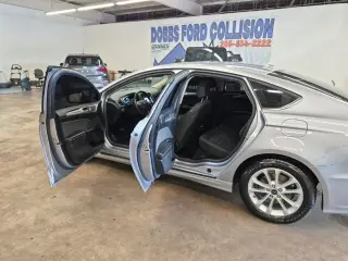 Ford Fusion 2020 SE 4dr Sedan