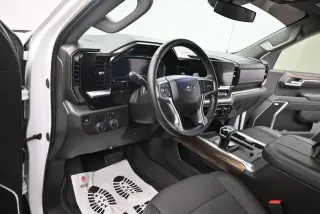 Chevrolet Silverado 1500 2025 4x2 RST 4dr Cabina de Tripulacion 5.8 ft. CB