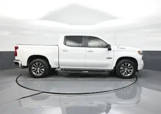 Chevrolet Silverado 1500 2025 4x2 RST 4dr Cabina de Tripulacion 5.8 ft. CB