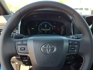 Toyota Camry 2026 SE 4dr Sedán