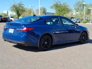 Toyota Camry 2026 SE 4dr Sedán
