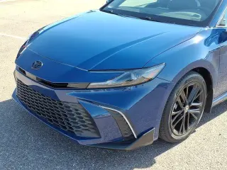 Toyota Camry 2026 SE 4dr Sedán