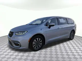 Chrysler Pacifica Plug-In Hybrid 2023 Touring L 4dr Mini-Van