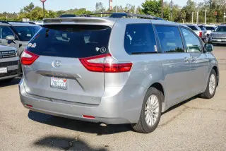 Toyota Sienna 2015 XLE 7 pasajeros Asiento Auto Access 4 puertas Minivan