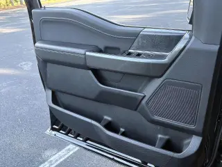Ford F-150 2023 4x4 XLT 4dr SuperCrew 5.5 ft. SB