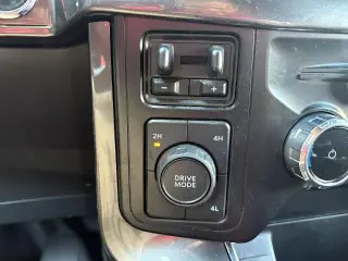 Ford F-150 2023 4x4 XLT 4dr SuperCrew 5.5 ft. SB