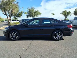 Volkswagen Jetta 2025 Sport 4dr Sedán