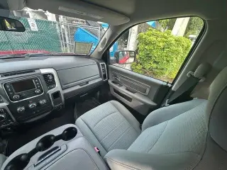 Ram 1500 Classic 2020 4x4 SLT 4dr Crew Cab 6.3 ft. SB Pickup