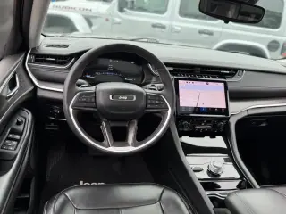 Jeep Grand Cherokee 2023 4x4 Limited 4dr SUV