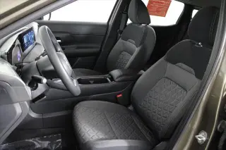 Nissan Kicks 2026 SV 4dr Crossover