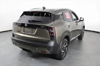 Nissan Kicks 2026 SV 4dr Crossover