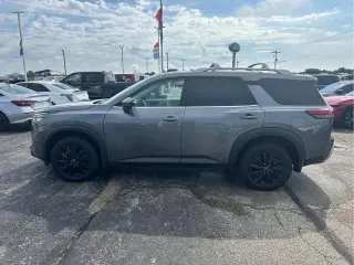 Nissan Pathfinder 2025 AWD SL 4dr SUV