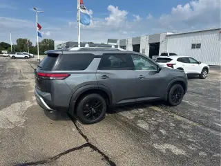 Nissan Pathfinder 2025 AWD SL 4dr SUV