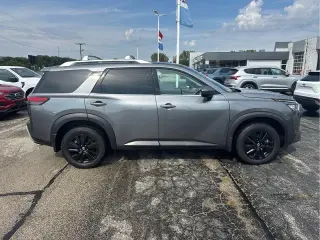 Nissan Pathfinder 2025 AWD SL 4dr SUV