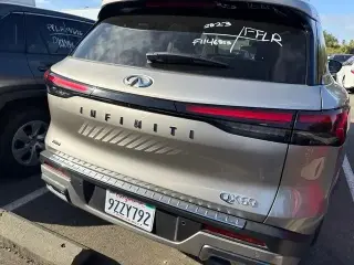 INFINITI QX60 2023 Tracción Total Sensory 4p SUV