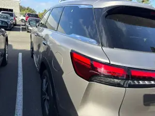 INFINITI QX60 2023 Tracción Total Sensory 4p SUV