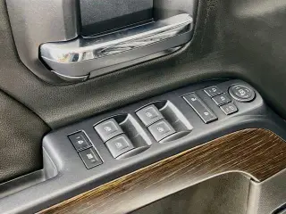 GMC Sierra 1500 2018 4x4 Denali 4p Cab Camión de Carga 6.5 ft. PB