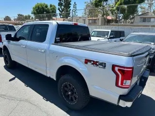 Ford F-150 2015 4x4 XLT 4dr SuperCrew 5.5 ft. SB