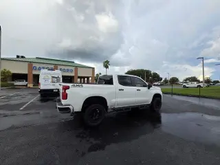 Chevrolet Silverado 1500 Limited 2022 4x4 Custom 4dr Crew Cab 5.8 ft. SB