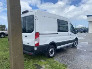 Ford Transit 2018 250 3dr SWB Techo Medio Furgón de Carga con Puerta Deslizante del Lado del Pasajero