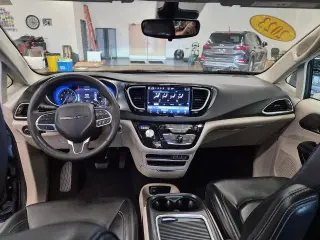 Chrysler Pacifica 2023 Touring L 4dr Mini-Van