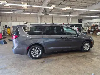 Chrysler Pacifica 2023 Touring L 4dr Mini-Van