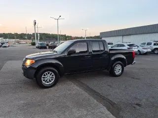 Nissan Frontier 2016 4x2 SV 4dr Crew Cab 5 ft. SB Pickup 5A