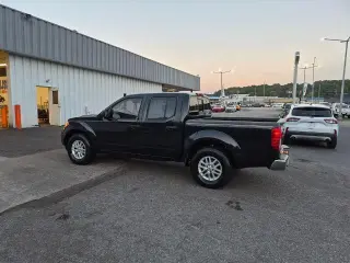 Nissan Frontier 2016 4x2 SV 4dr Crew Cab 5 ft. SB Pickup 5A