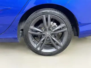 Acura Integra 2023 4dr Liftback CVT con Tecnología y Paquete A-SPEC