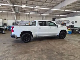 Chevrolet Silverado 1500 2023 4x4 LT 4dr Crew Cab 5.8 ft. SB w/1LT