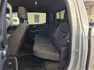 Chevrolet Silverado 1500 2019 4x4 LT Trail Boss 4p Crew Cab 5.8 ft. SB