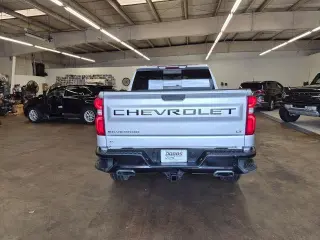 Chevrolet Silverado 1500 2019 4x4 LT Trail Boss 4p Crew Cab 5.8 ft. SB
