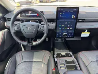 Ford Mustang Mach-E 2025 AWD Premium 4dr SUV