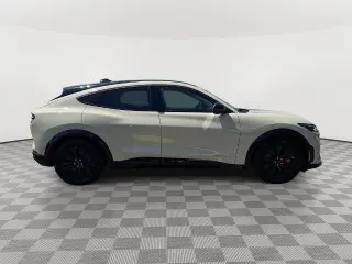Ford Mustang Mach-E 2025 AWD Premium 4dr SUV