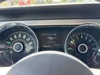 Ford Mustang 2014 V6 Premium 2dr Convertible