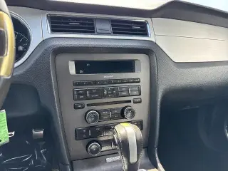 Ford Mustang 2014 V6 Premium 2dr Convertible