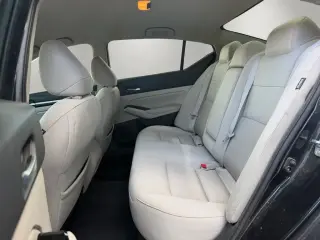Nissan Altima 2021 2.5 SV 4dr Sedán