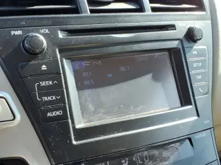 Toyota Prius v 2013 Two 4dr Wagon