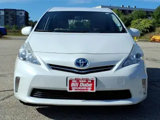 Toyota Prius v 2013 Two 4dr Wagon