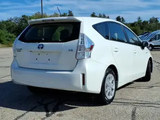 Toyota Prius v 2013 Two 4dr Wagon