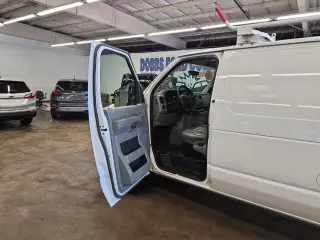 Ford E-Series 2014 E-250 3dr Cargo Van