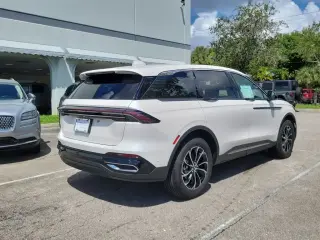 Lincoln Nautilus híbrido 2024 AWD Premiere 4p SUV