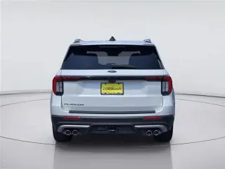Ford Explorer 2025 Platinum SUV de 4 puertas