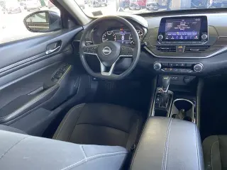 Nissan Altima 2024 2.5 SV 4dr Sedán