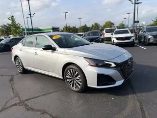 Nissan Altima 2026 AWD 2.5 SV 4dr Sed n