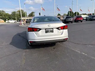 Nissan Altima 2026 AWD 2.5 SV 4dr Sed n