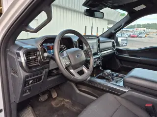 Ford F-150 2023 4x4 XLT 4p SuperCrew 6.5 ft. SB